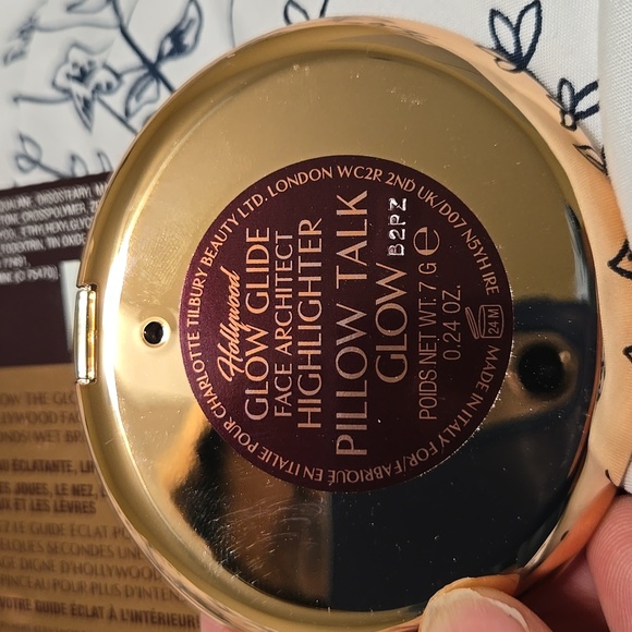 Charlotte Tilbury Glow Glide Face Architect Highlighter "Pillow Talk Glow" - Picture 8 of 8
